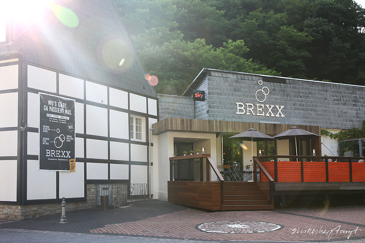 Brexx - Hausbrauerei, Pizzeria & Bowlingbahnen in Grenzau